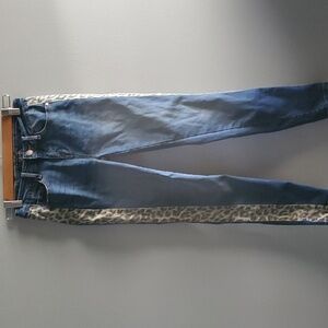 Judy Blue jeans womens size 3 blue animal print on side stripes Skinny Fit
